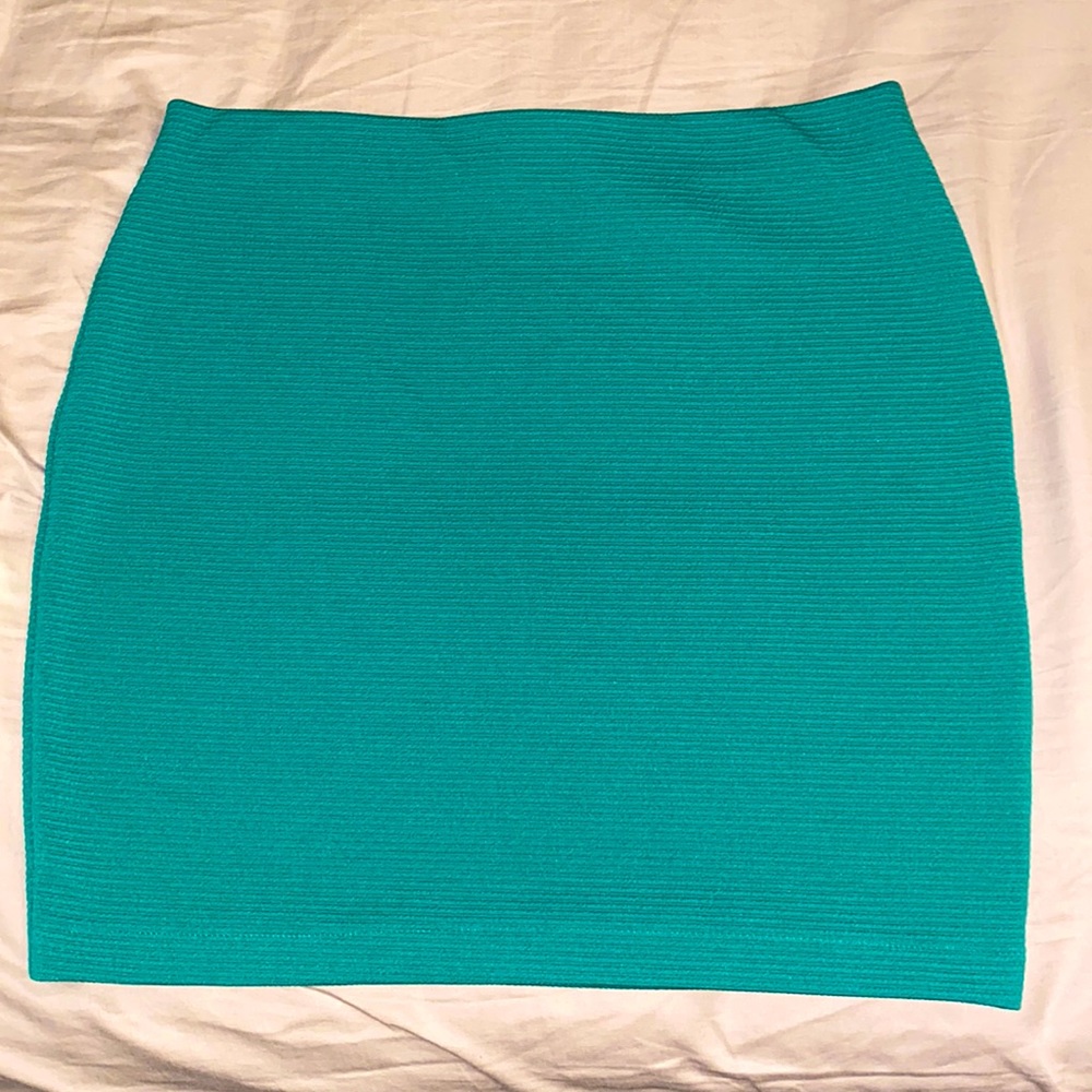 H&M Green Skirt